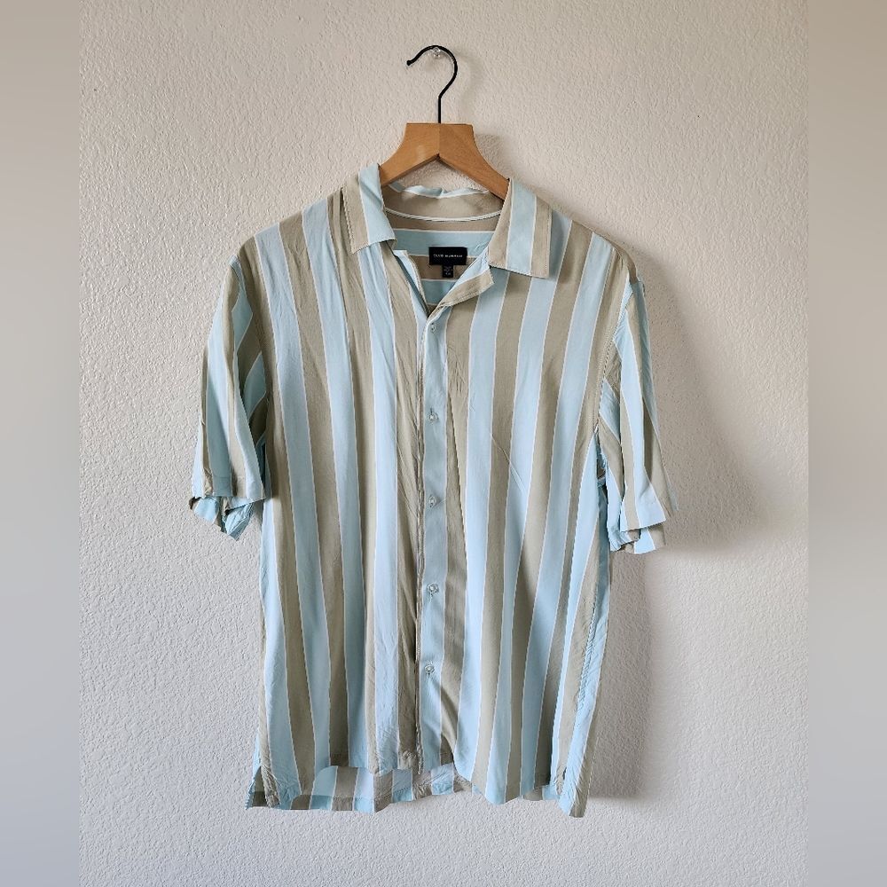 Club Monaco Men's Small Multi Striped Camp Collar Shirt